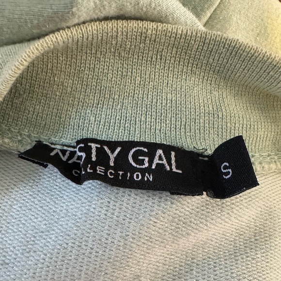 NASTY GAL PASTEL CREWNECK - Picture 7 of 8